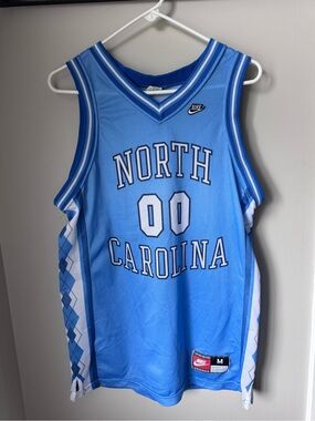 Vintage Nike North Carolina Light Blue Basketball Jersey size M